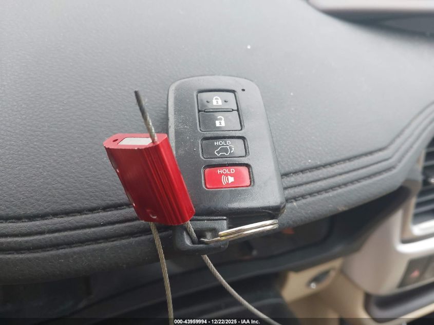 2015 Toyota Highlander Xle V6 VIN: 5TDJKRFH2FS145420 Lot: 43959994