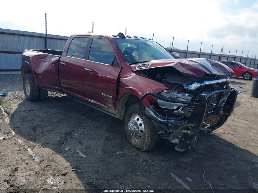 3C63RRJL8MG574788 2021 Ram 3500 Laramie 4X4 8' Box auction photo 1