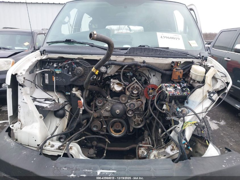 2015 Chevrolet Express 2500 Work Van VIN: 1GCWGGCF4F1270155 Lot: 43960019