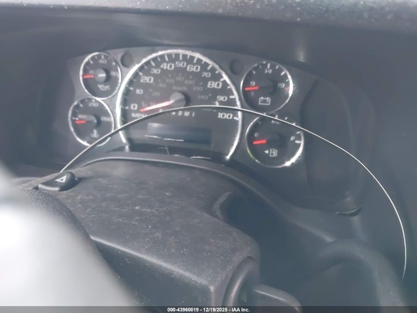 2015 Chevrolet Express 2500 Work Van VIN: 1GCWGGCF4F1270155 Lot: 43960019