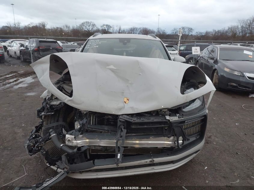 2024 Porsche Macan S VIN: WP1AG2A56RLB39579 Lot: 43960054