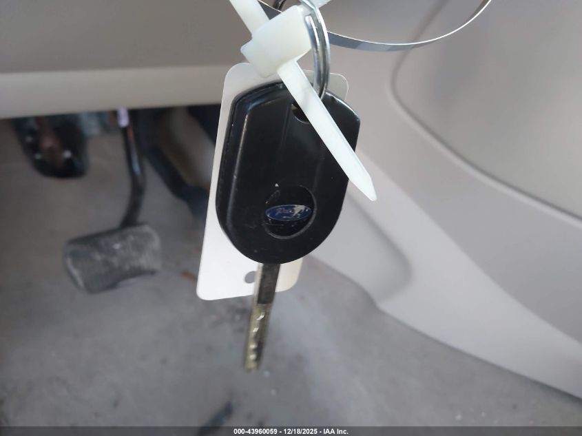 2014 Ford Escape Se VIN: 1FMCU9GX6EUE27977 Lot: 43960059