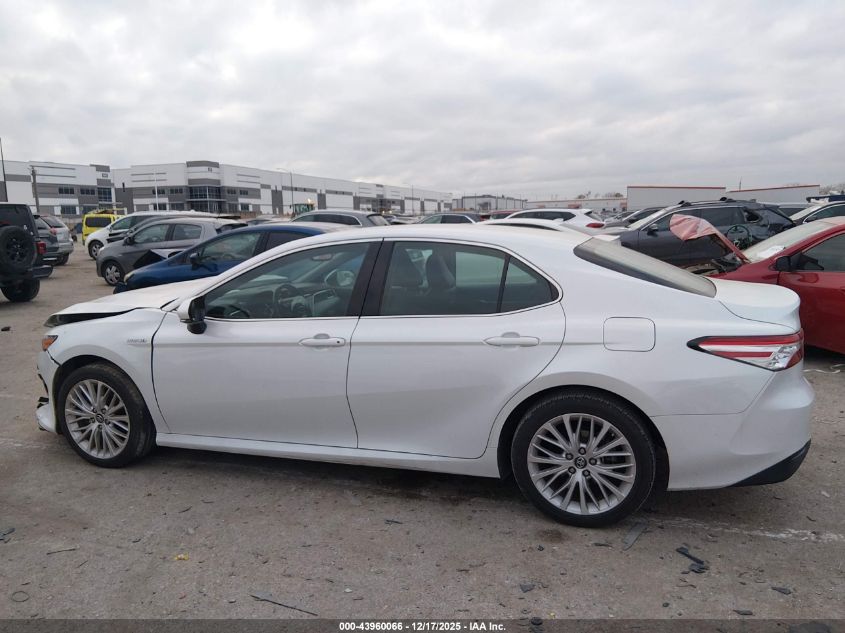 2018 Toyota Camry Hybrid Xle VIN: 4T1B21HK2JU002899 Lot: 43960066