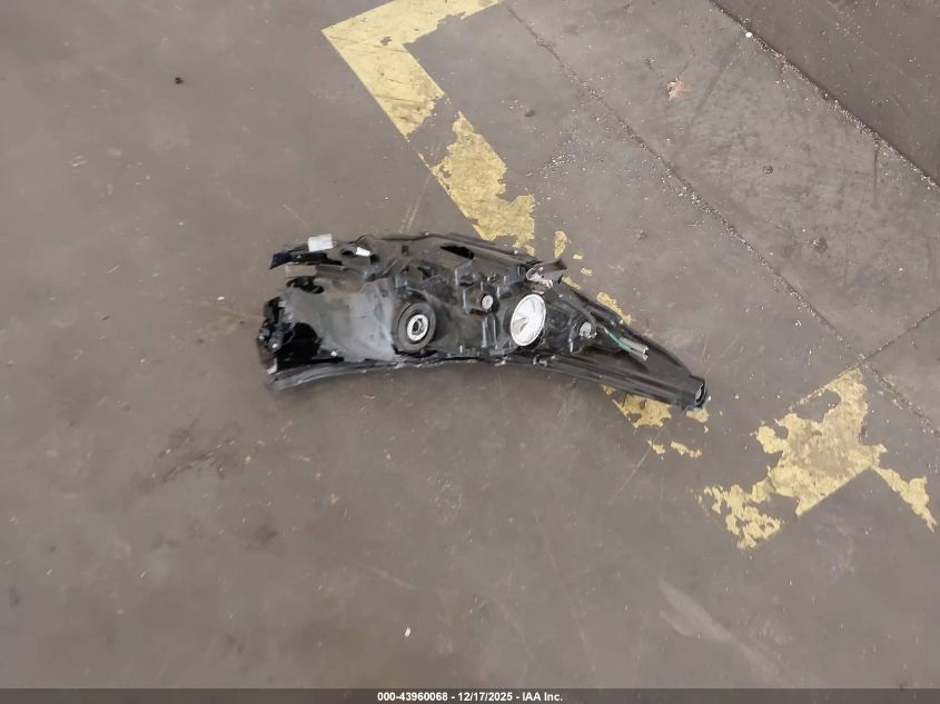 2017 Toyota Highlander Se VIN: 5TDJZRFH4HS399371 Lot: 43960068