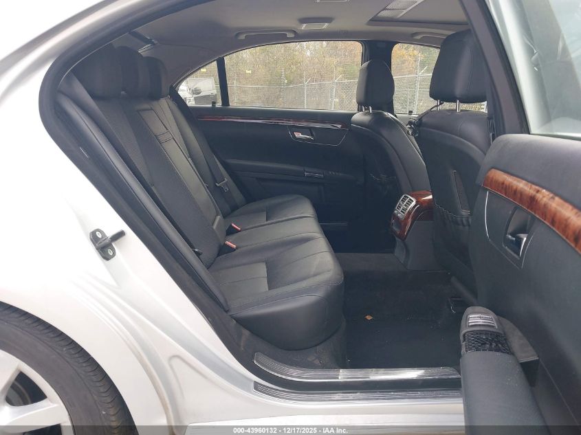 2007 Mercedes-Benz S 550 VIN: WDDNG71X17A070011 Lot: 43960132