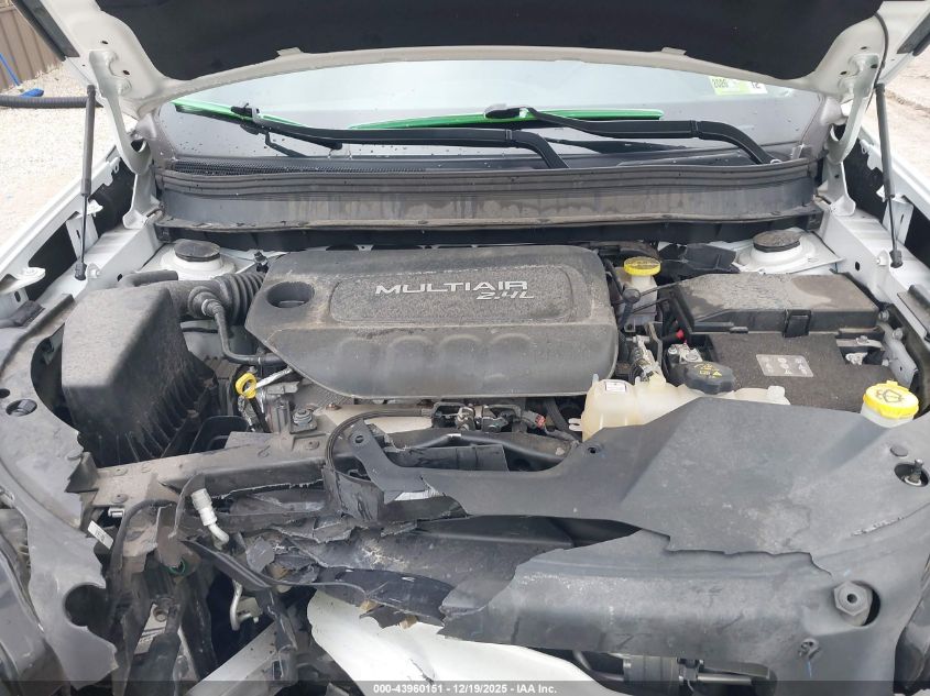 2019 Jeep Cherokee Latitude Plus 4X4 VIN: 1C4PJMLB4KD211116 Lot: 43960151