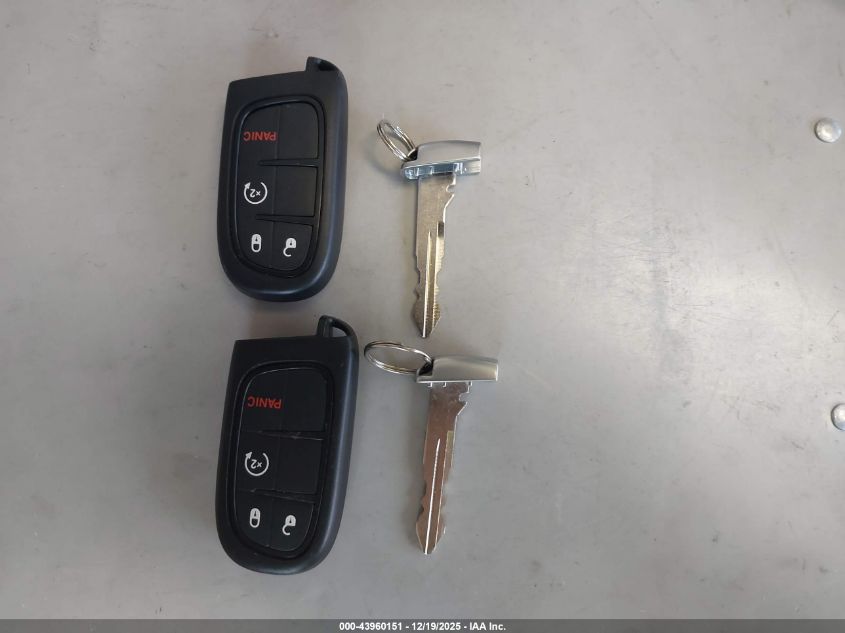 2019 Jeep Cherokee Latitude Plus 4X4 VIN: 1C4PJMLB4KD211116 Lot: 43960151