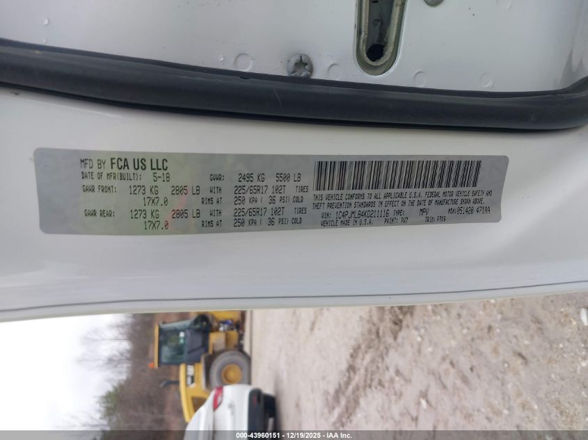 2019 Jeep Cherokee Latitude Plus 4X4 VIN: 1C4PJMLB4KD211116 Lot: 43960151