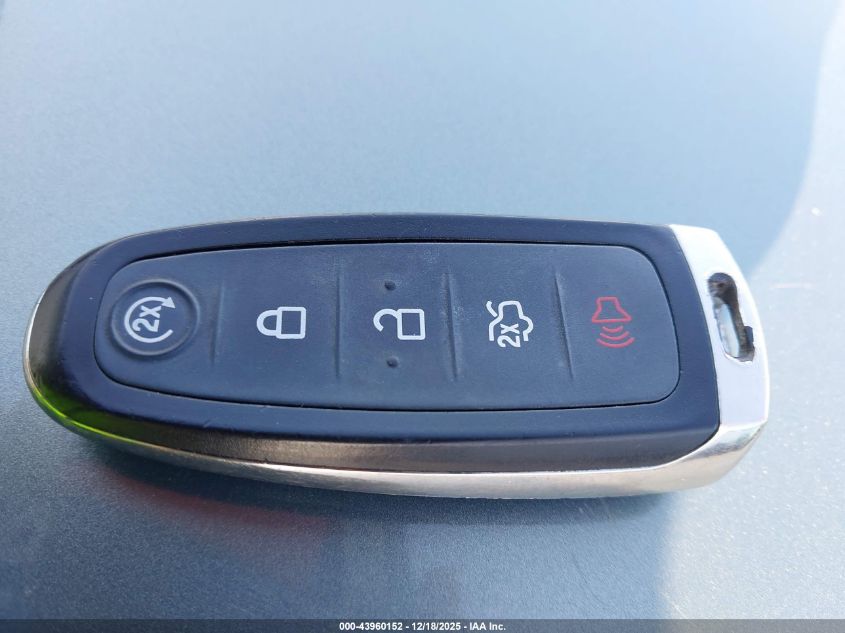 2013 Lincoln Mkx VIN: 2LMDJ6JK2DBL38022 Lot: 43960152