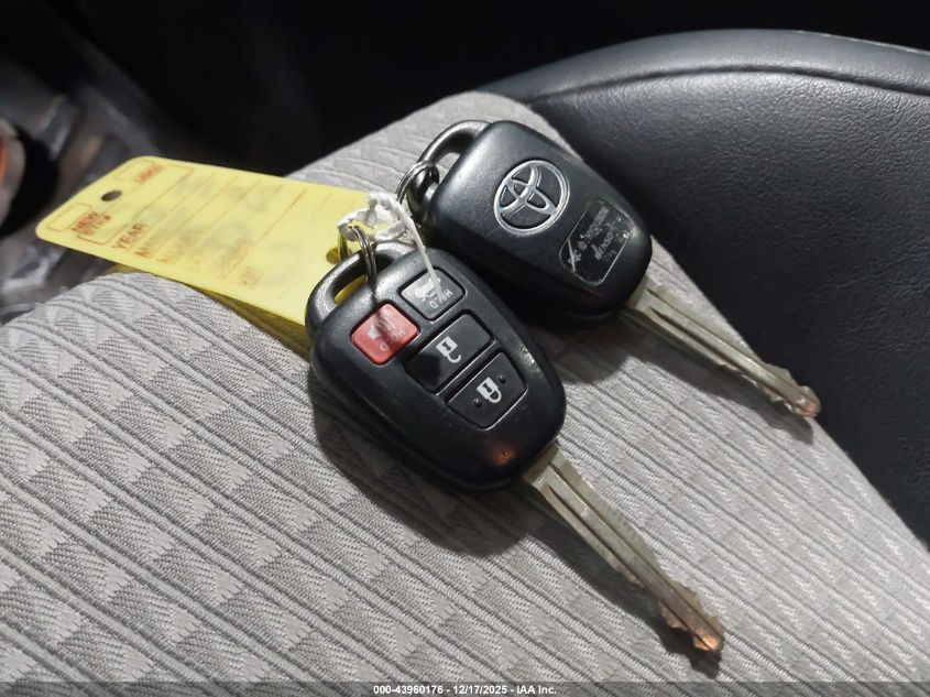 2014 Toyota Camry Se VIN: 4T1BF1FK3EU811129 Lot: 43960176