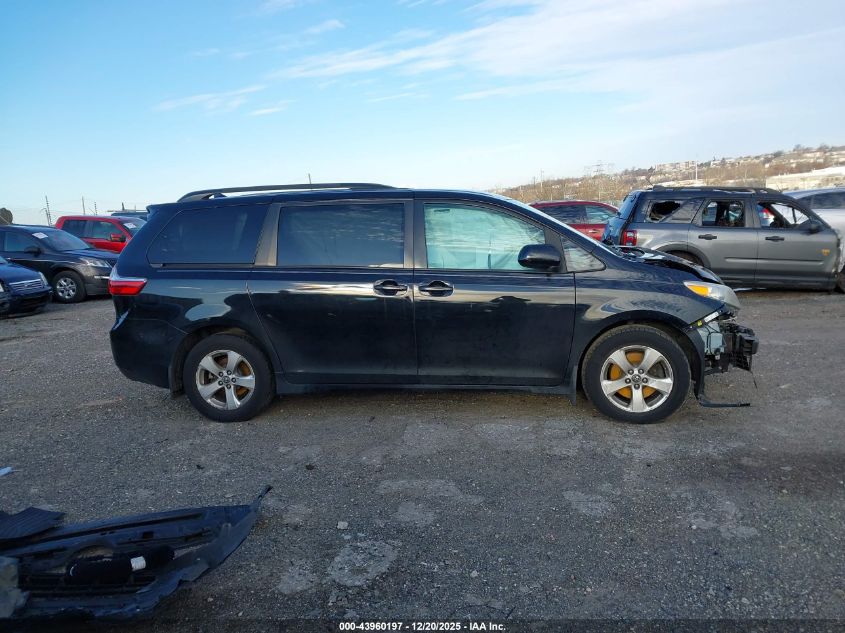 2018 Toyota Sienna Le 8 Passenger VIN: 5TDKZ3DC6JS916913 Lot: 43960197