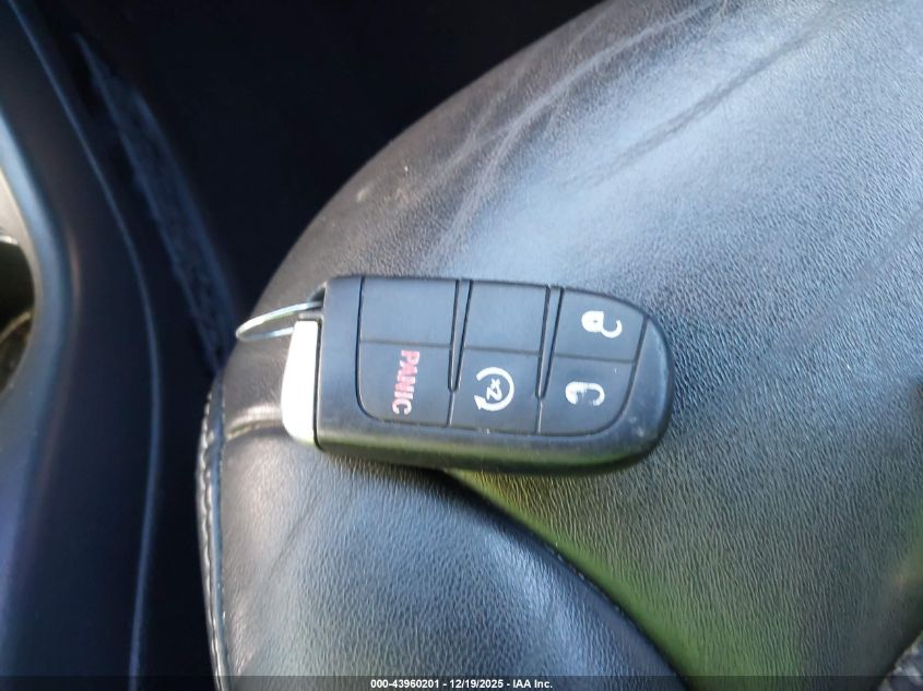 2017 Dodge Journey Crossroad Plus VIN: 3C4PDCGB5HT547582 Lot: 43960201