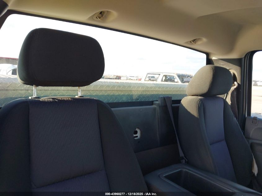 2010 Chevrolet Silverado 1500 Work Truck VIN: 1GCPCPEA7AZ209538 Lot: 43960277