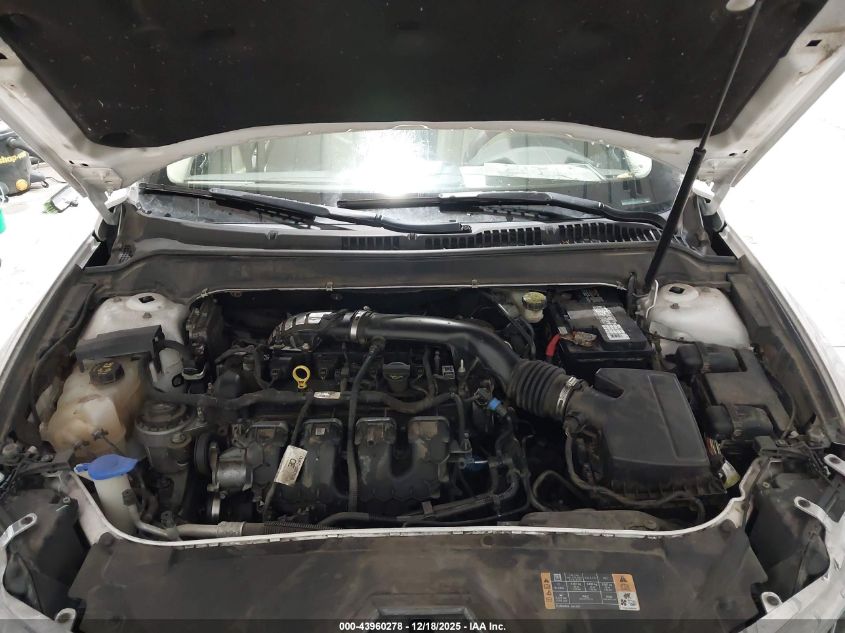 2014 Lincoln Mkz VIN: 3LN6L2J9XER820230 Lot: 43960278