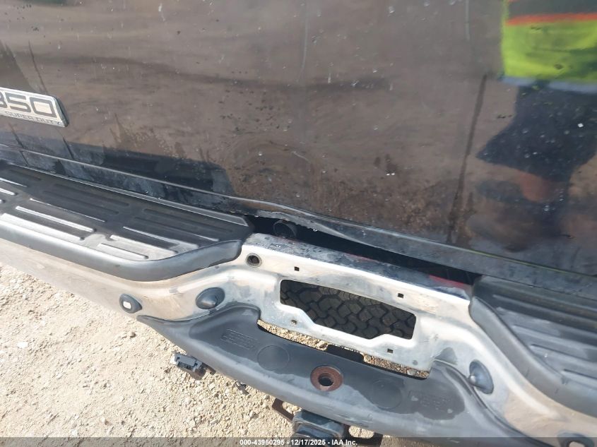 2007 Ford F-350 Lariat/Xl/Xlt VIN: 1FTWW33P97EA57202 Lot: 43960295