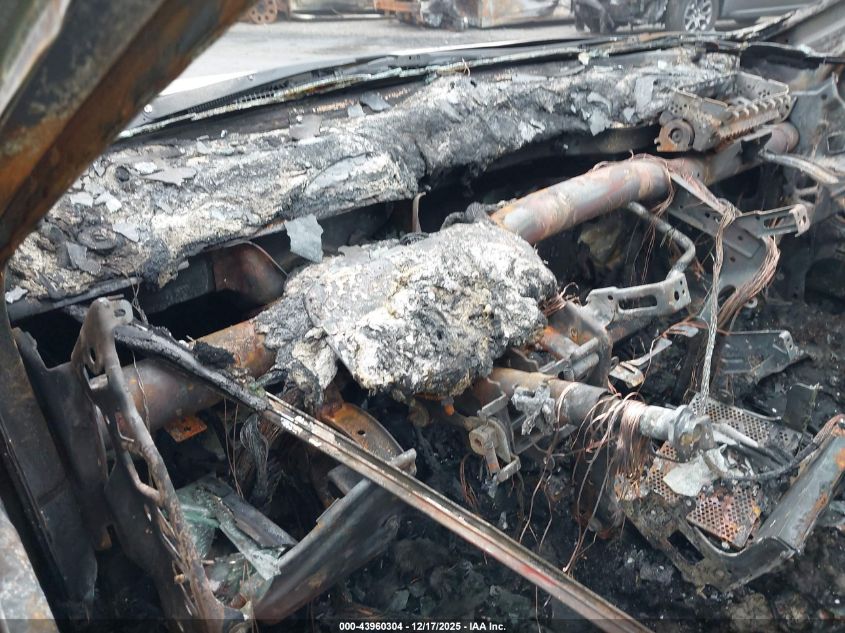 2004 Honda Accord 2.4 Lx VIN: JHMCM56374C039400 Lot: 43960304