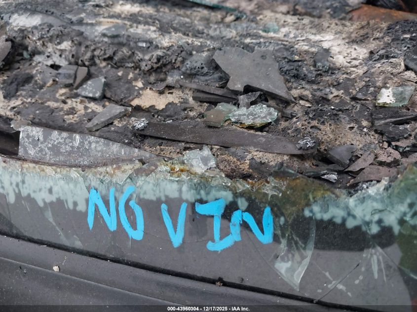 2004 Honda Accord 2.4 Lx VIN: JHMCM56374C039400 Lot: 43960304