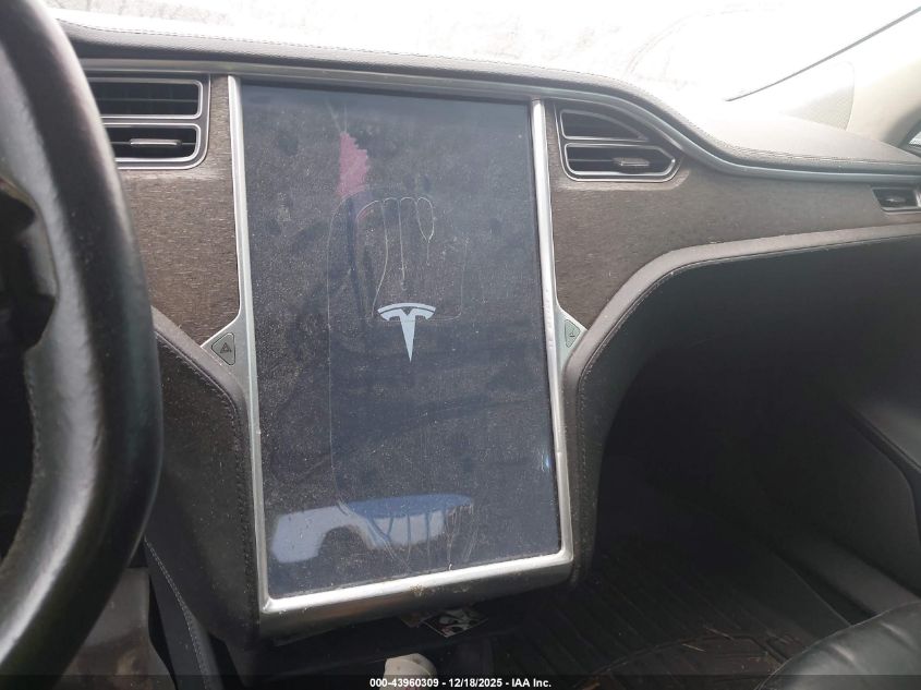 2014 Tesla Model S P85 VIN: 5YJSA1H14EFP38336 Lot: 43960309