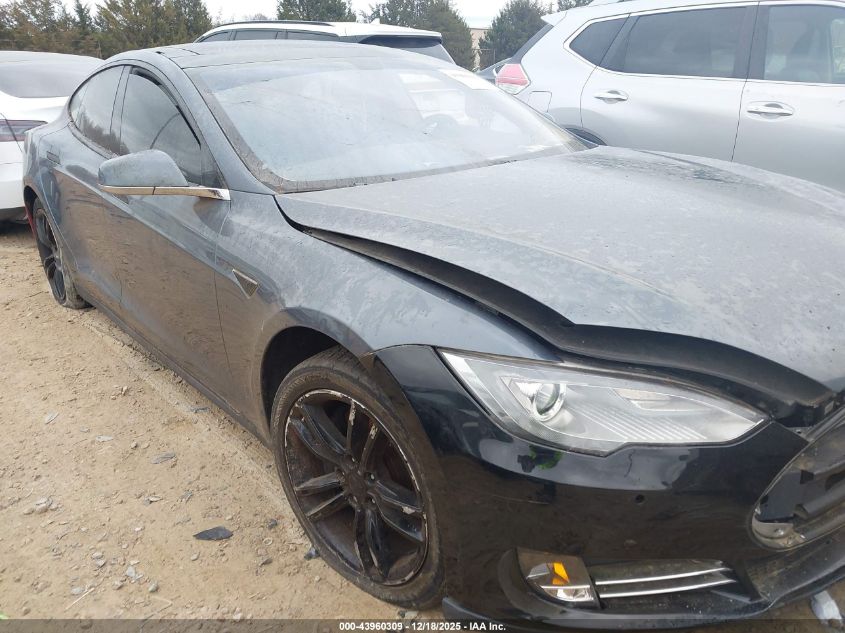 2014 Tesla Model S P85 VIN: 5YJSA1H14EFP38336 Lot: 43960309