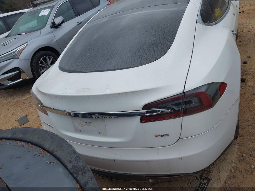 2013 Tesla Model S Performance VIN: 5YJSA1DP0DFP21946 Lot: 43960354