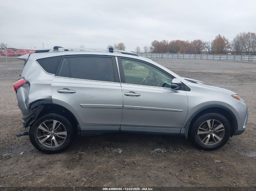 2018 Toyota Rav4 Xle VIN: JTMWFREVXJJ176390 Lot: 43960355