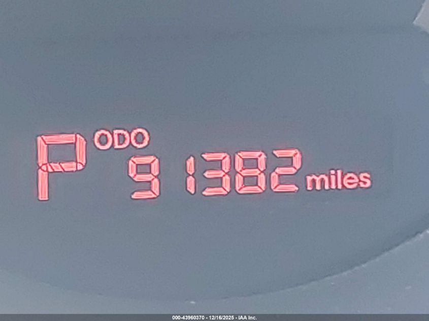 2011 Kia Soul + VIN: KNDJT2A22B7317571 Lot: 43960370