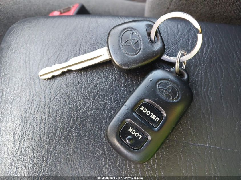 2007 Toyota Corolla S VIN: 2T1BR30E27C744937 Lot: 43960379