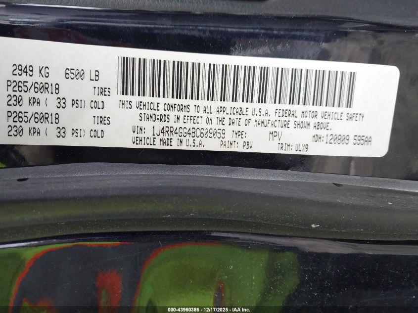 2011 Jeep Grand Cherokee Laredo VIN: 1J4RR4GG4BC609059 Lot: 43960386