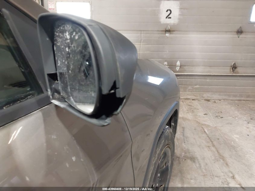 2016 Jeep Cherokee Sport VIN: 1C4PJMAB0GW266886 Lot: 43960408