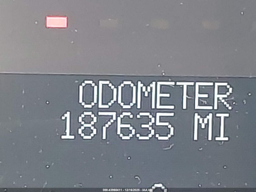 2007 Cadillac Escalade Standard VIN: 1GYFK63887R208667 Lot: 43960411