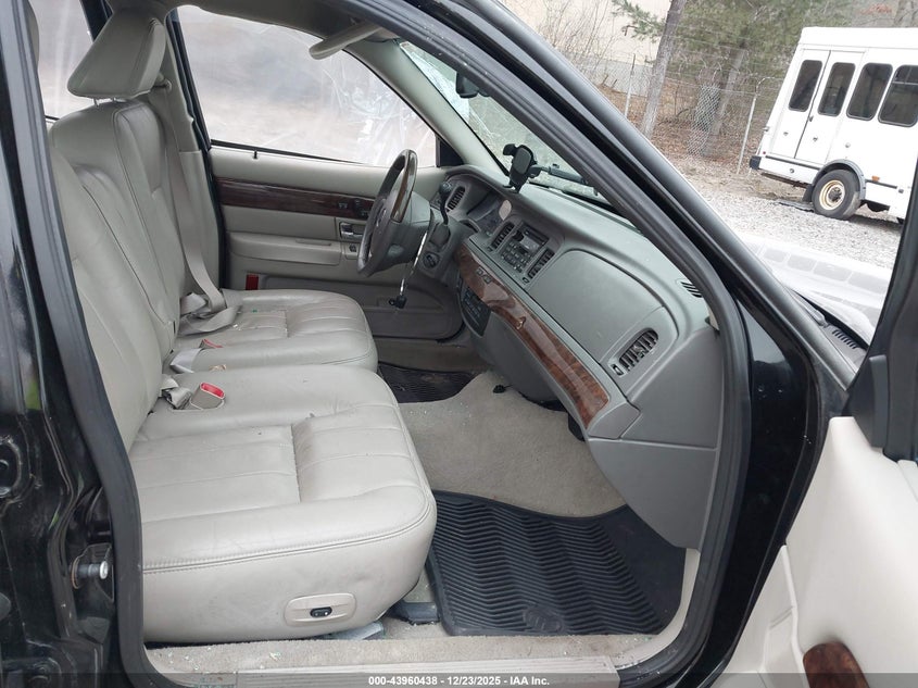 2010 Mercury Grand Marquis Ls (Fleet Only) #5