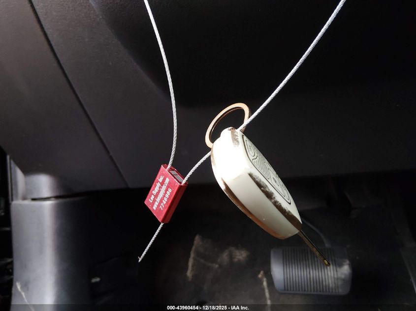 2016 Jeep Compass Sport VIN: 1C4NJCBA3GD567865 Lot: 43960454