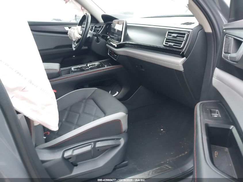 2024 Volkswagen Atlas 2.0T Peak Edition Se W/Technology