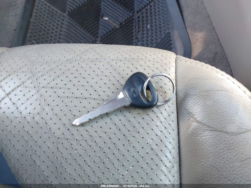 2002 Mazda 626 Es V6/Lx V6 VIN: 1YVGF22D325285429 Lot: 43960481