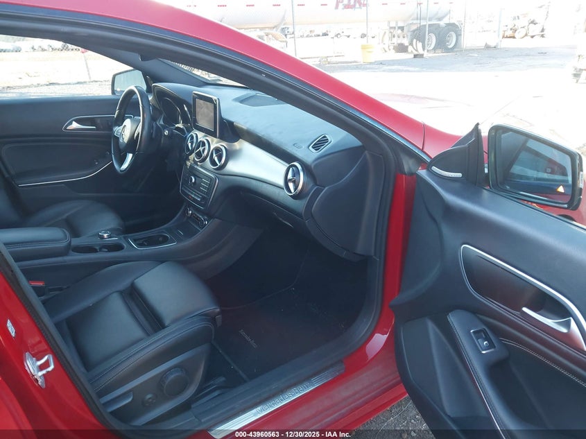 2016 Mercedes-Benz Cla 250