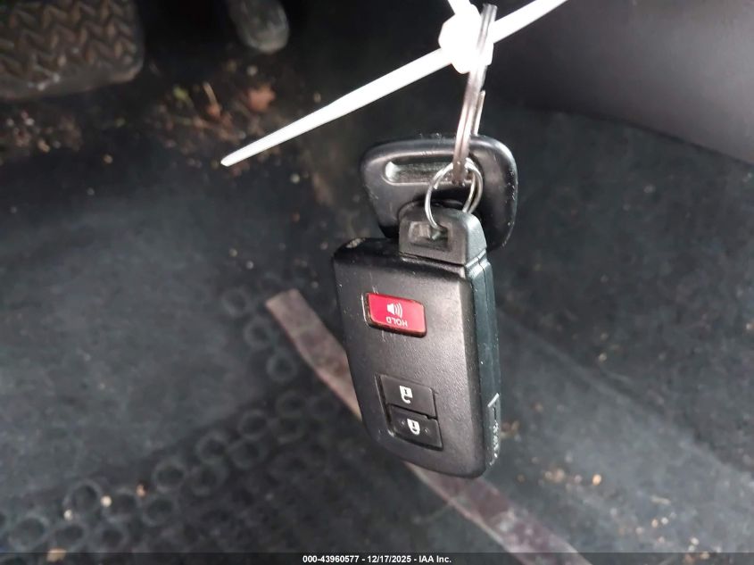 2021 Toyota Tacoma Trd Sport VIN: 3TYCZ5AN4MT015280 Lot: 43960577