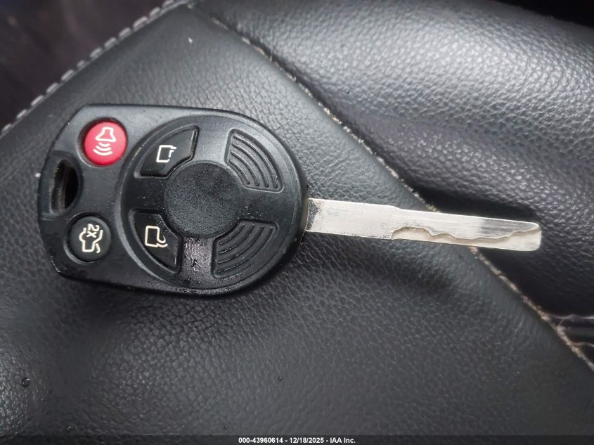 2018 Ford Escape Sel VIN: 1FMCU0HD1JUC67744 Lot: 43960614