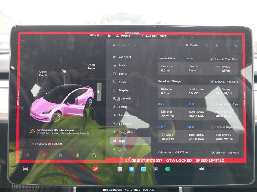 2018 Tesla Model 3 Long Range/Performance VIN: 5YJ3E1EB7JF178537 Lot: 43960639