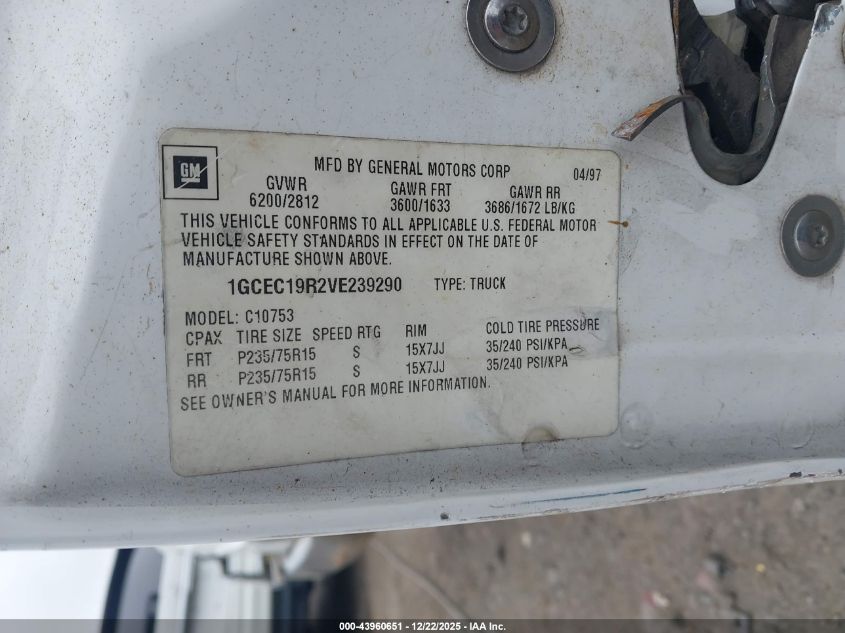 1997 Chevrolet C1500 Fleetside VIN: 1GCEC19R2VE239290 Lot: 43960651