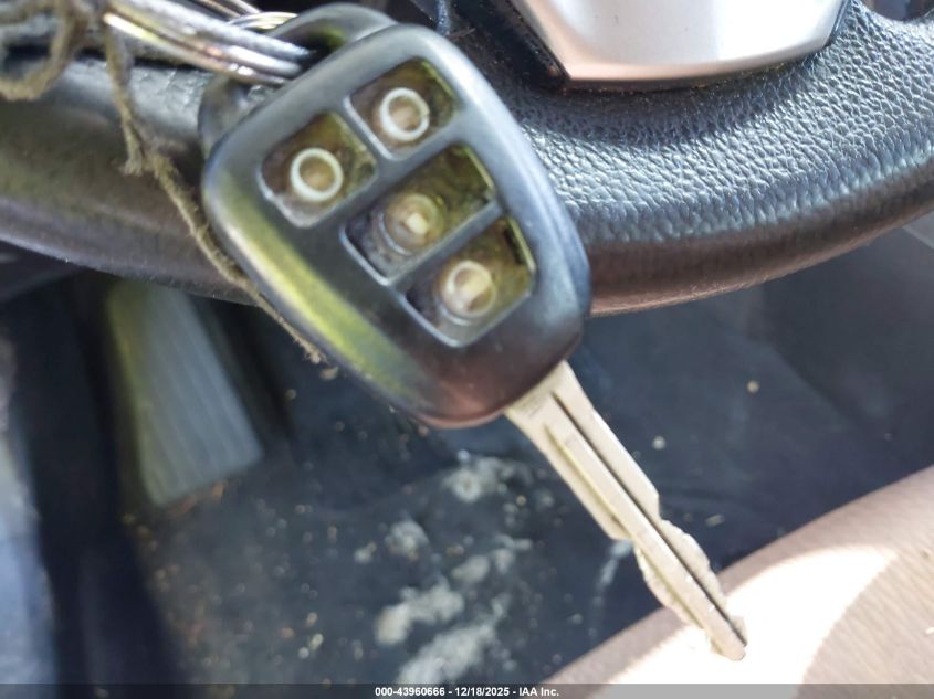 2015 Toyota Corolla Le VIN: 5YFBURHEXFP278842 Lot: 43960666