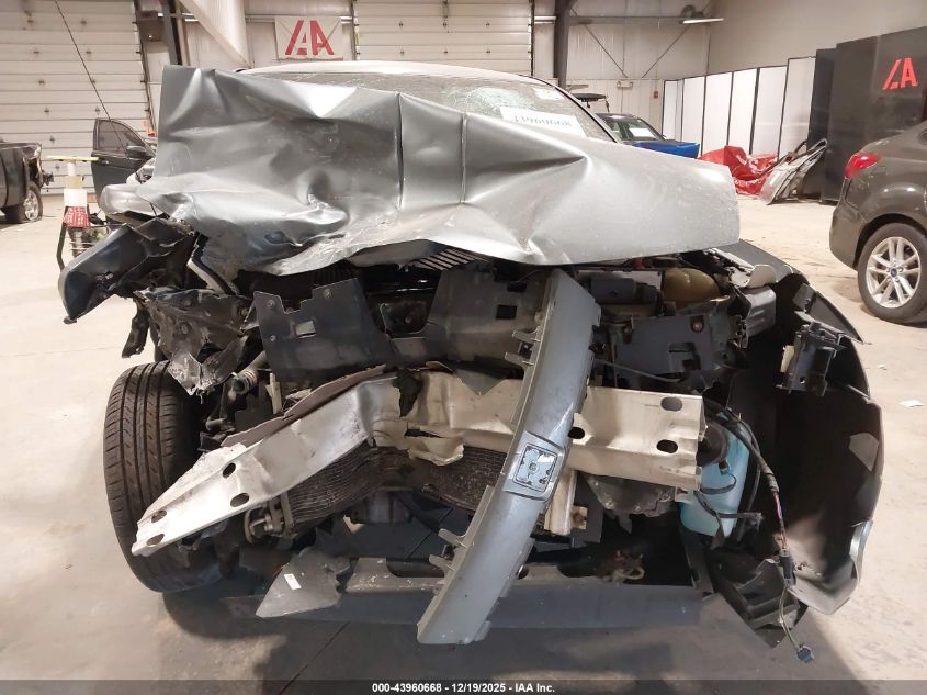 2004 Saturn Ion 2 VIN: 1G8AJ52F54Z172780 Lot: 43960668