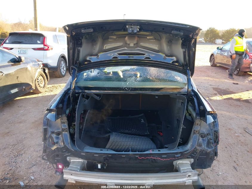 2017 Audi A4 2.0T Premium VIN: WAUENAF42HA140559 Lot: 43960669