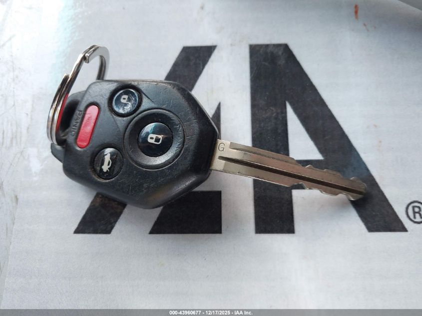 2014 Subaru Xv Crosstrek 2.0I Premium VIN: JF2GPACC2E8262098 Lot: 43960677