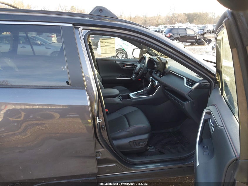 2025 Toyota Rav4 Plug-In Hybrid Xse