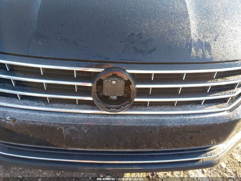 2016 Volkswagen Passat 1.8T Se VIN: 1VWBT7A31GC036514 Lot: 43960705