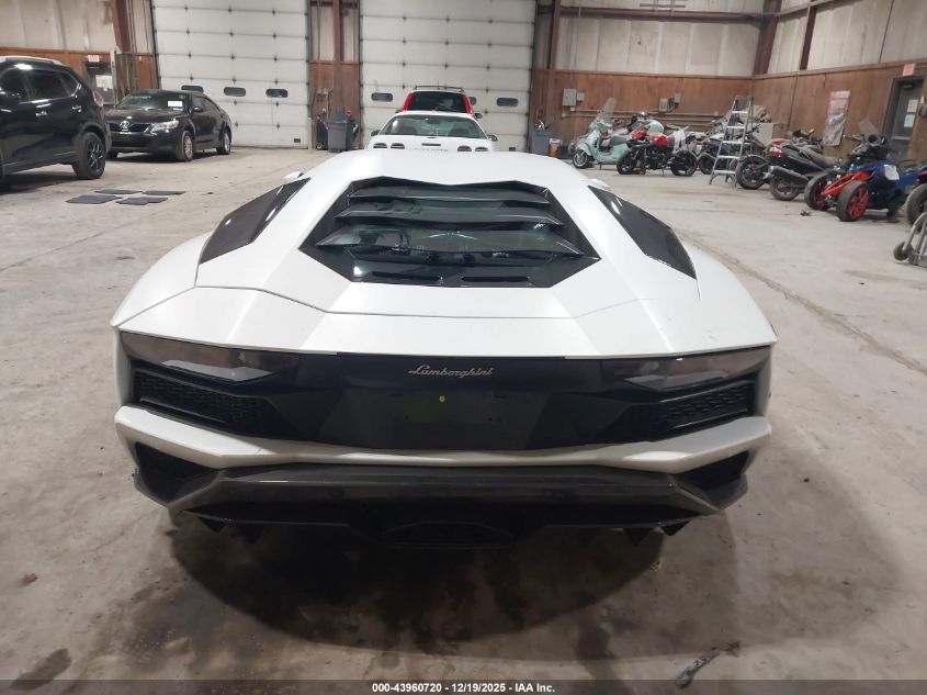 2017 Lamborghini Aventador Lp750-4 Superveloce VIN: ZHWUG4ZD4HLA06463 Lot: 43960720