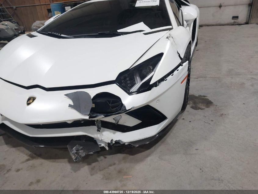 2017 Lamborghini Aventador Lp750-4 Superveloce VIN: ZHWUG4ZD4HLA06463 Lot: 43960720