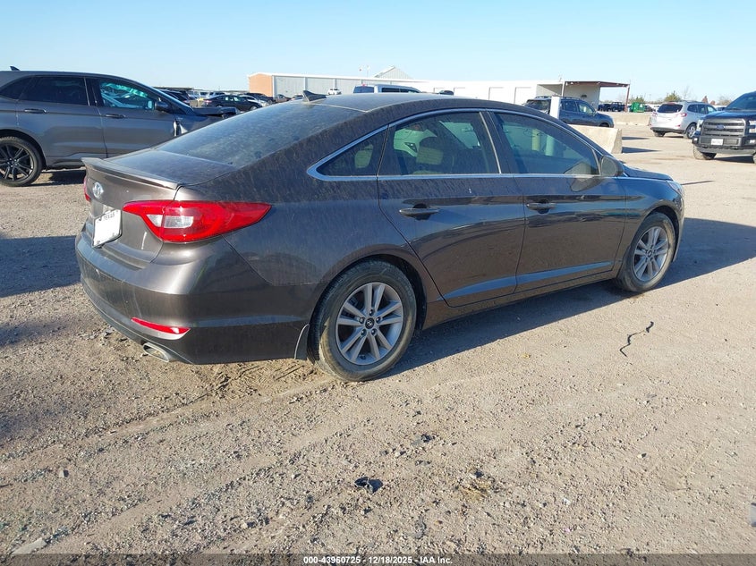 5NPE24AF1FH218311 2015 HYUNDAI SONATA photo no. 4