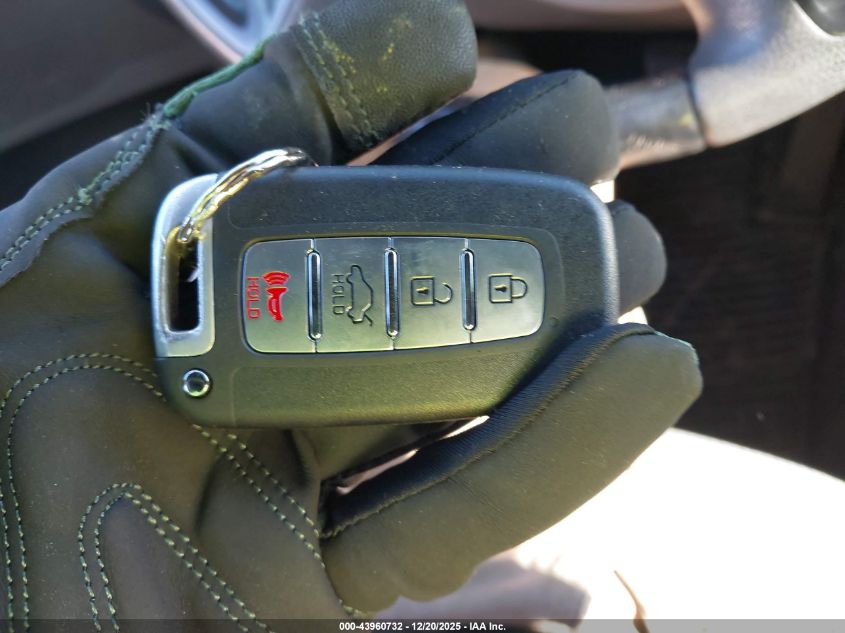 2011 Hyundai Sonata Se 2.0T VIN: 5NPEC4AB1BH205286 Lot: 43960732