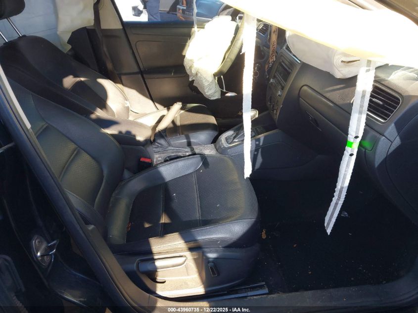 2014 Volkswagen Jetta 1.8T Se VIN: 3VWD17AJ2EM219560 Lot: 43960735